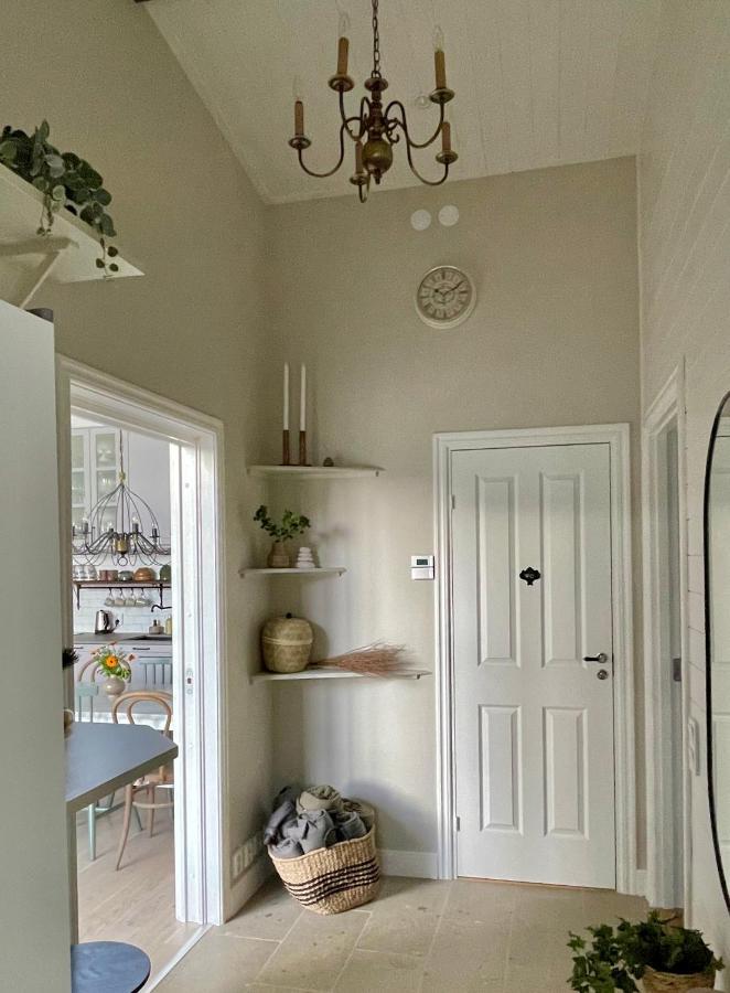 Bastuviken Bed And Breakfast อุปซอลา ภายนอก รูปภาพ
